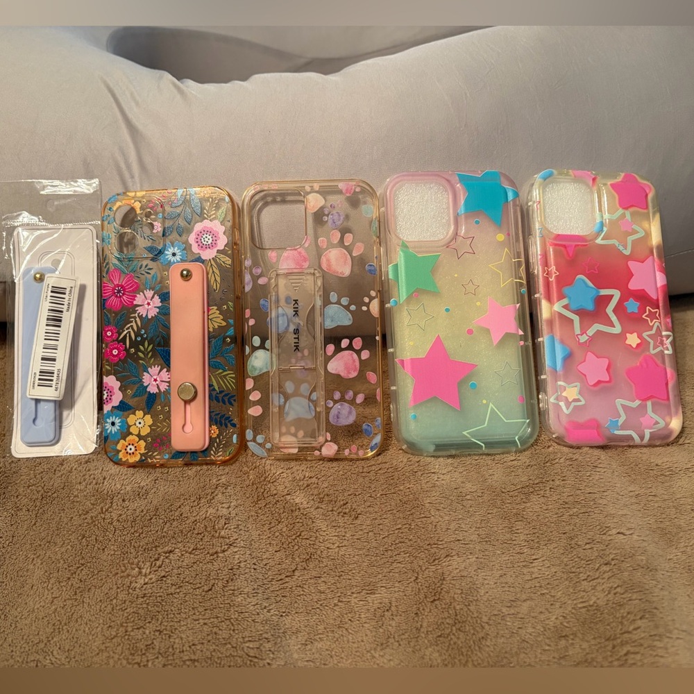 Bundle of 4 cases for iPhone 12/12 Pro - new and used